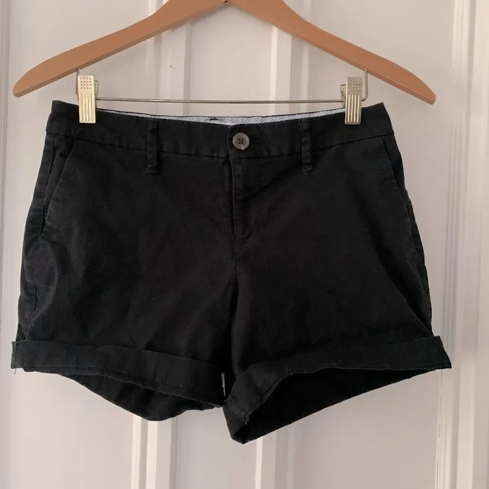 Old Navy black everyday shorts 0